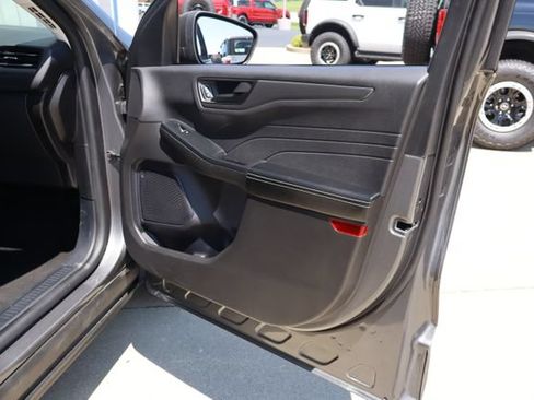Used 2024 Ford Escape Active AWD/4WD image 36