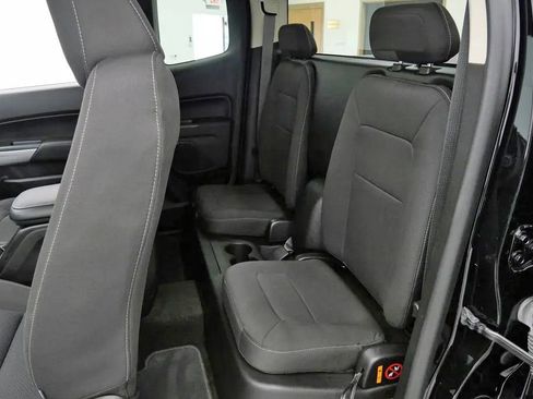 Used 2018 Chevrolet Colorado LT w/ Redline Special Edition AWD/4WD image 19