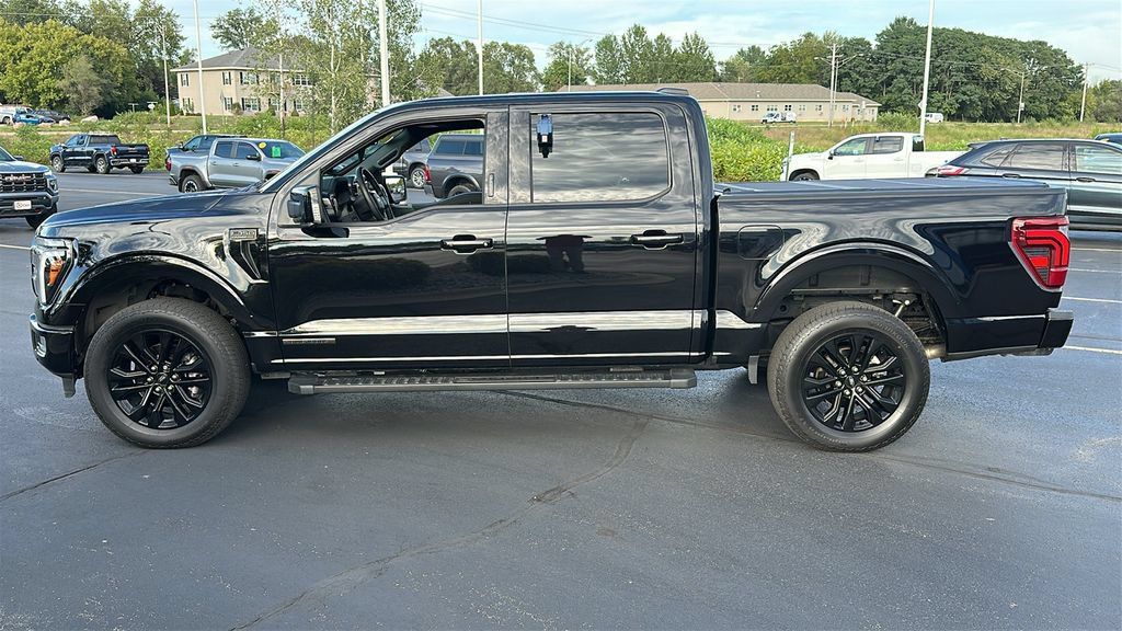 Used 2024 Ford F150 Lariat AWD/4WD image 4