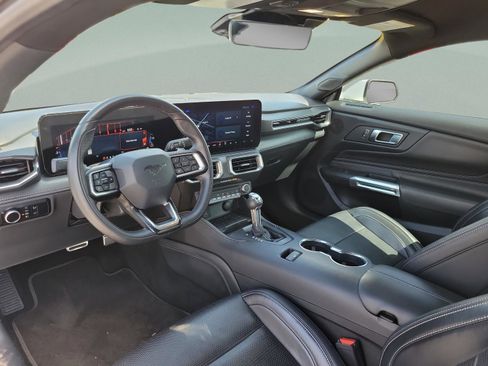 Used 2024 Ford Mustang GT Premium image 29