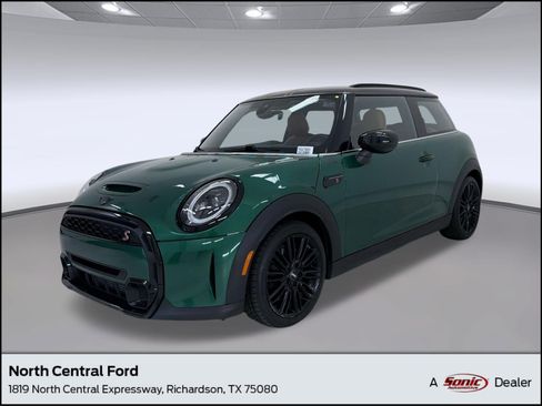 Used 2024 MINI Cooper S FWD image 1