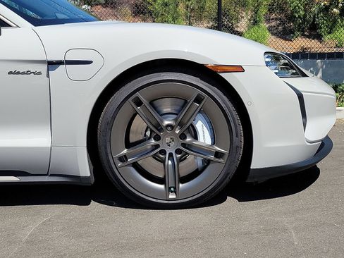 New 2025 Porsche Taycan Turbo AWD/4WD image 11