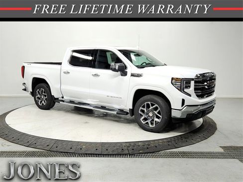 New 2026 GMC Sierra 1500 SLT w/ SLT Premium Plus Package image 1