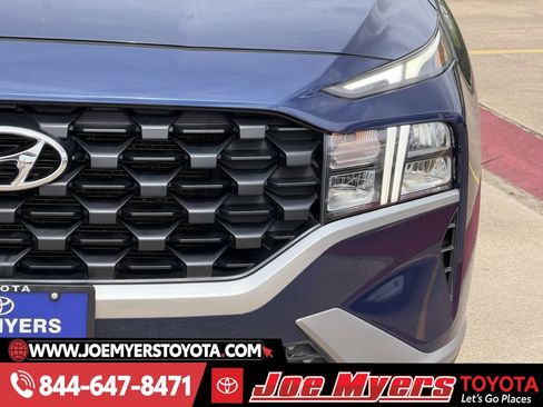 Used 2023 Hyundai Santa Fe SEL image 4