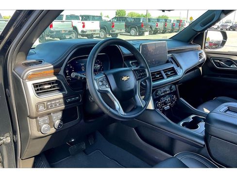 Used 2023 Chevrolet Tahoe Premier image 15