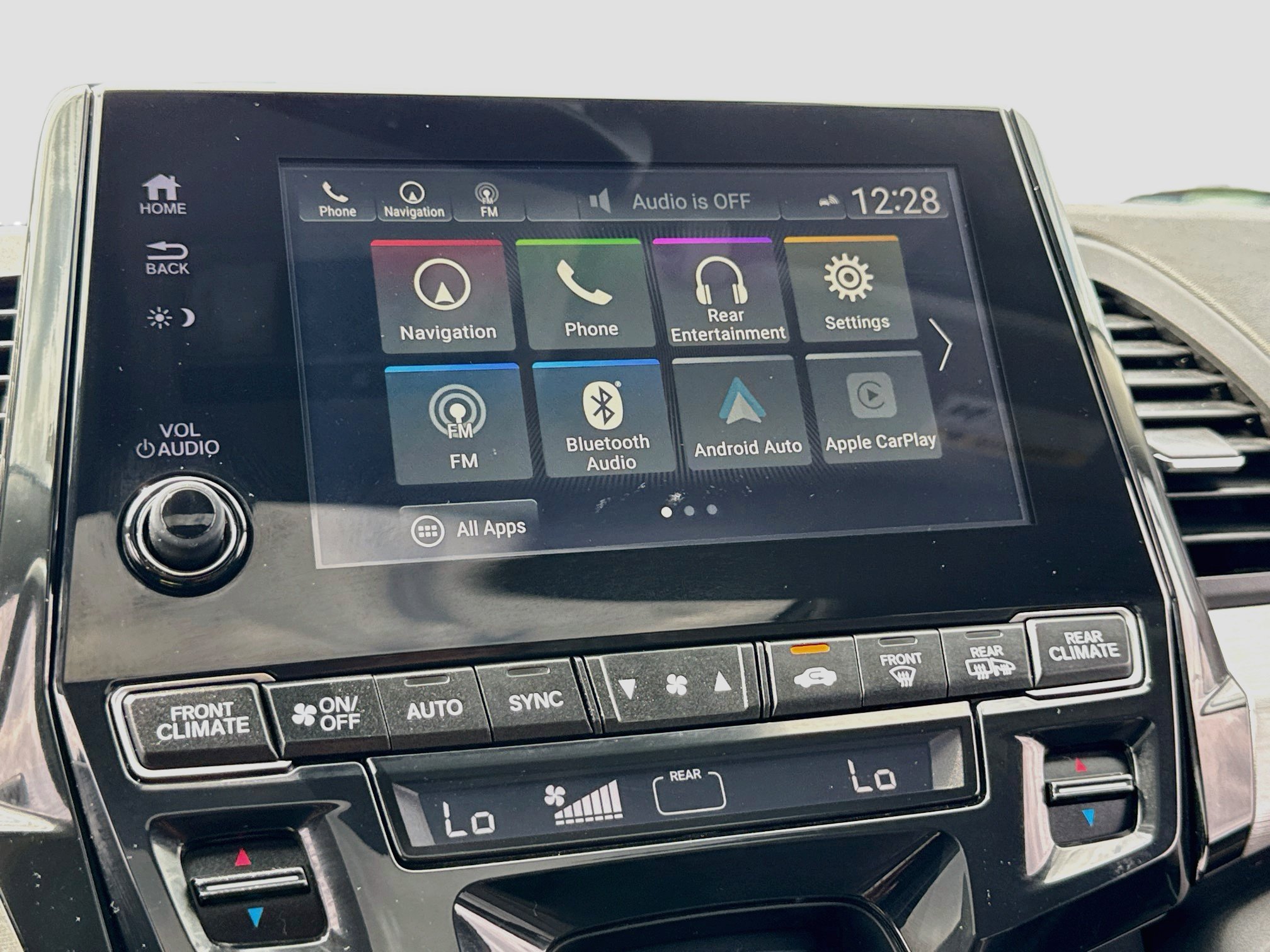 Used 2018 Honda Odyssey Touring image 16