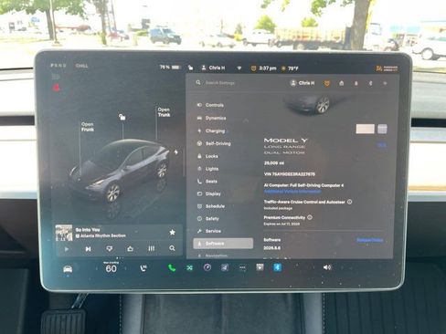 Used 2024 Tesla Model Y Long Range AWD/4WD image 5