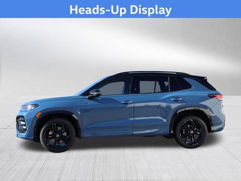 New 2026 Volkswagen Tiguan SE R-Line image 5