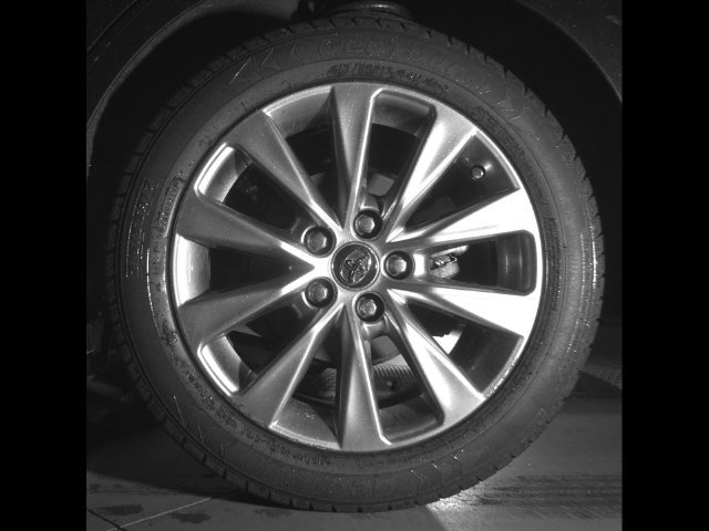 Used 2016 Toyota Camry XLE w/ Moonroof Package FWD image 25
