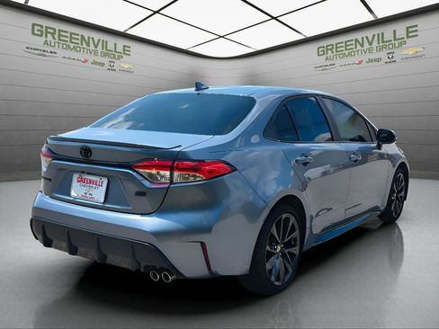 Used 2024 Toyota Corolla SE FWD image 5