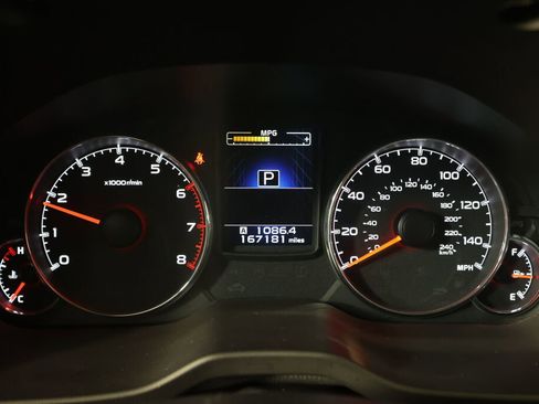 Used 2014 Subaru Outback 2.5i Limited w/ Moonroof Package image 29