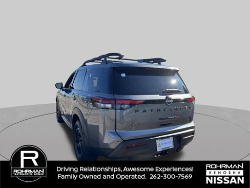 Used 2025 Nissan Pathfinder Rock Creek AWD/4WD image 8