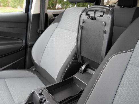 Used 2017 Ford Escape SE w/ Equipment Group 201A image 52