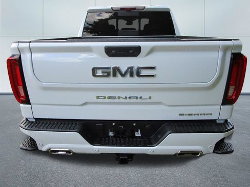 New 2026 GMC Sierra 1500 Denali Ultimate AWD/4WD image 9