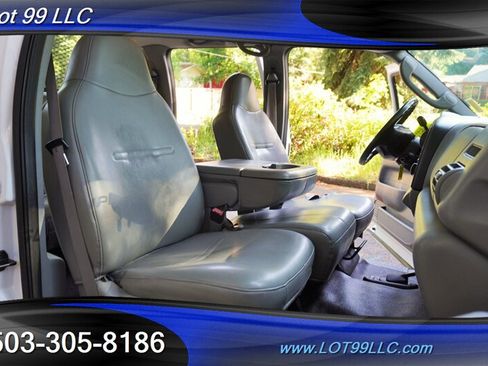 Used 2007 Ford F550 4x4 Crew Cab Super Duty image 19