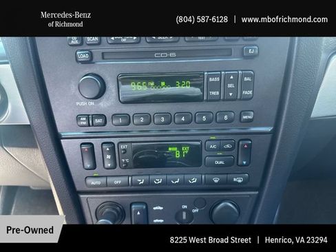 Used 2005 Ford Thunderbird RWD image 16