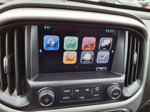 Used 2018 GMC Canyon SLT w/ Driver Alert Package image 4