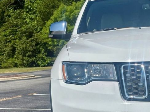 Used 2019 Jeep Grand Cherokee Limited AWD/4WD image 13