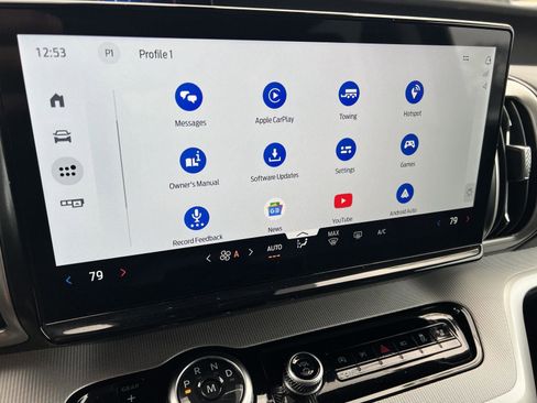 Used 2025 Ford Expedition Active image 28