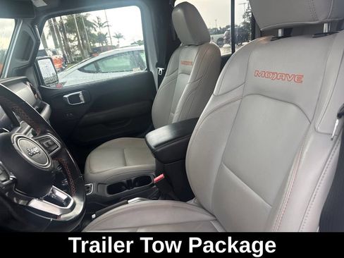 Used 2021 Jeep Gladiator Mojave AWD/4WD image 5