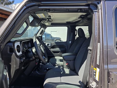 New 2026 Jeep Wrangler Willys AWD/4WD image 11