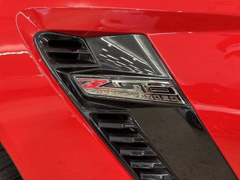 Used 2016 Chevrolet Corvette Z06 w/ 2LZ Preferred Equipment Group RWD image 13