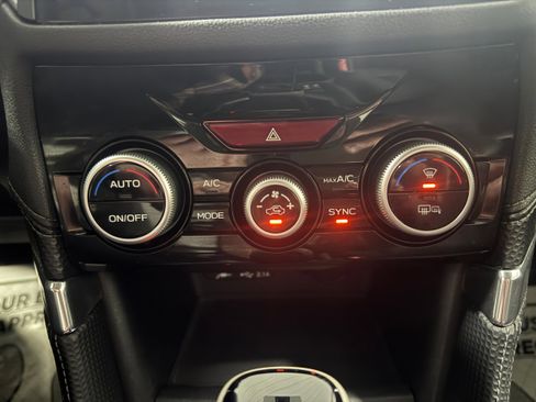 Used 2019 Subaru Forester Touring image 17