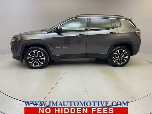 Used 2023 Jeep Compass Limited image 2