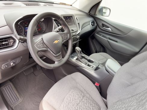 Certified 2024 Chevrolet Equinox LT FWD image 4