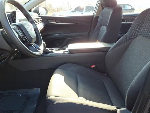 Certified 2025 Toyota Camry LE image 13