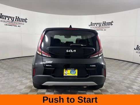 Used 2025 Kia Soul EX FWD image 7