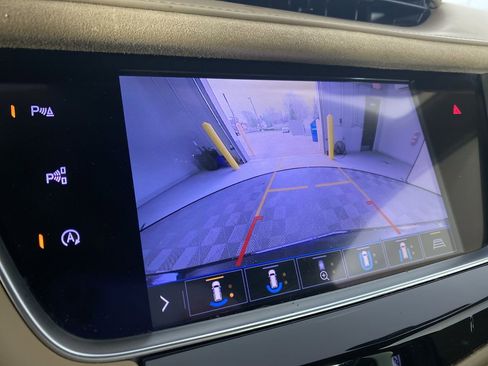 Certified 2020 Cadillac XT5 Premium Luxury w/ Platinum Package image 6