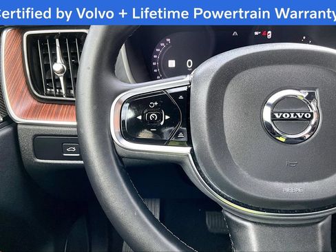 Certified 2024 Volvo XC60 B5 Plus w/ Protection Package Premier AWD/4WD image 26