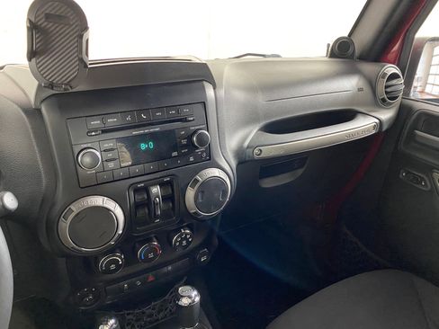 Used 2013 Jeep Wrangler Unlimited Sport image 24