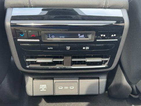 Certified 2026 Acura MDX SH-AWD w/ Technology Package image 14