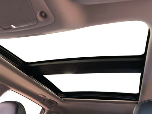 Used 2024 Nissan Murano SV image 36