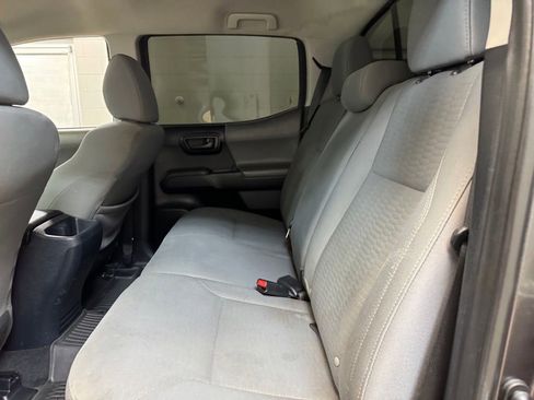 Used 2019 Toyota Tacoma SR w/ SR Convenience Package image 16
