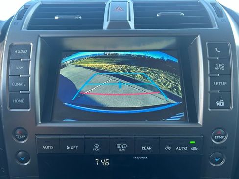 Used 2016 Lexus GX 460 w/ Premium Package AWD/4WD image 18