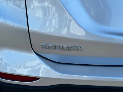 Used 2022 Chevrolet Equinox LT w/ Driver Convenience Package FWD image 38