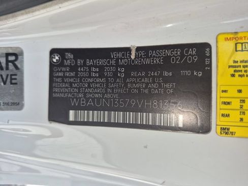Used 2009 BMW 128i Convertible RWD image 28