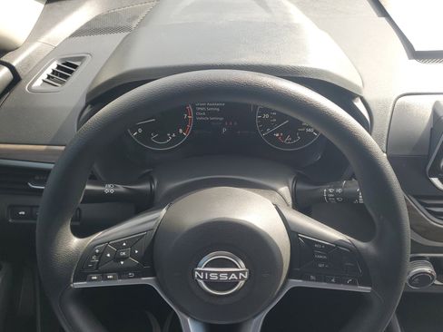 Certified 2023 Nissan Altima 2.5 SV image 20