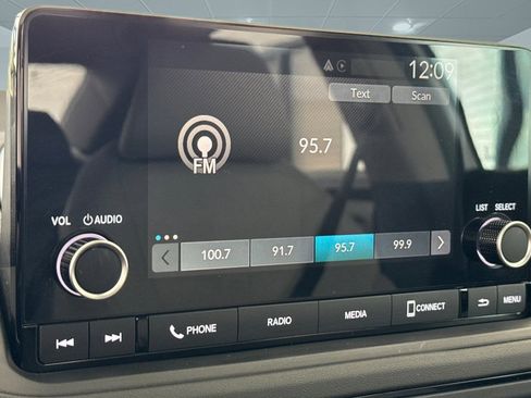 Certified 2023 Honda Accord LX image 22