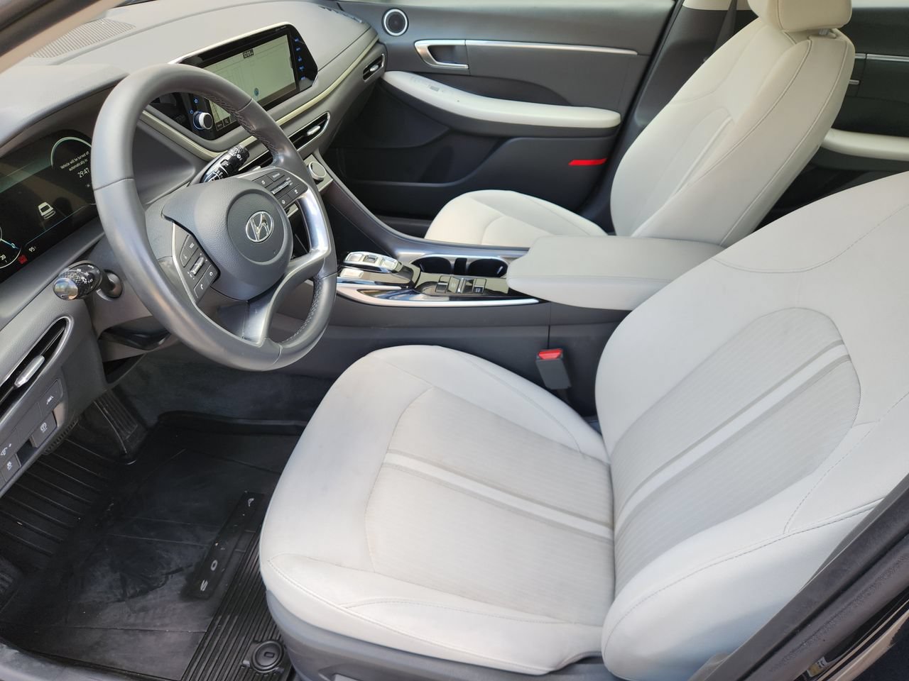 Used 2023 Hyundai Sonata SEL w/ Convenience Package FWD image 9