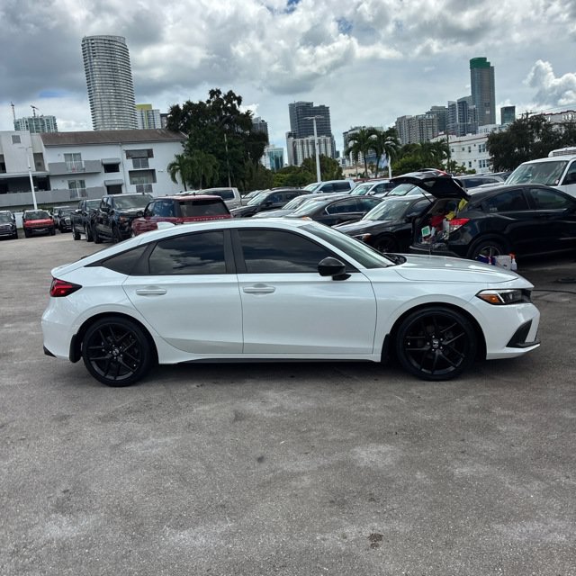 Used 2024 Honda Civic Sport image 3