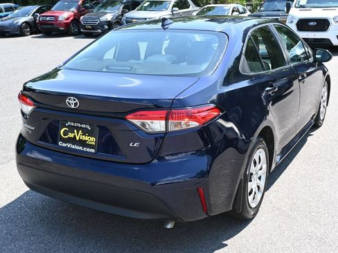 Used 2025 Toyota Corolla LE FWD image 40