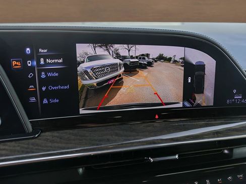 Certified 2024 Cadillac Escalade Premium Luxury image 17