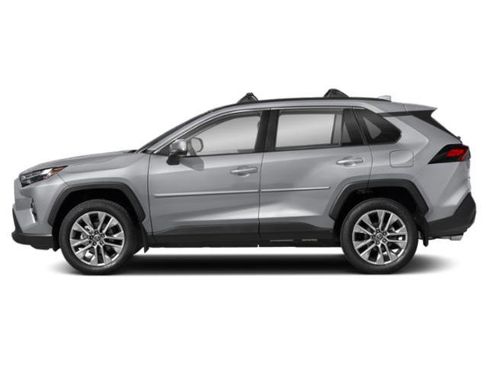 Used 2025 Toyota RAV4 XLE AWD/4WD image 6