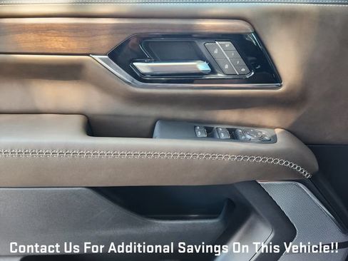 New 2026 GMC Yukon XL Denali Ultimate w/ LPO, Floor Liner Package AWD/4WD image 18