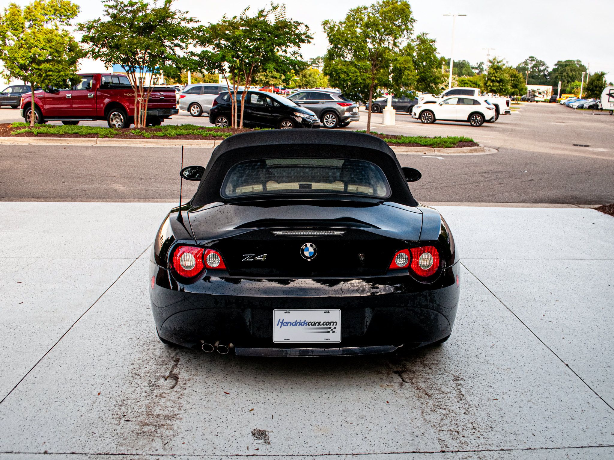 Used 2005 BMW Z4 2.5i RWD image 9