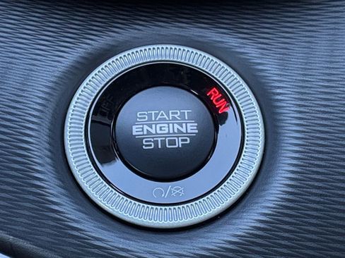 New 2026 Jeep Grand Cherokee Laredo image 18